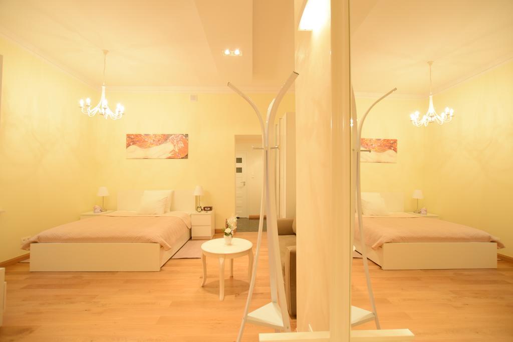 Elegant Apartment Foksal Warsaw Ngoại thất bức ảnh